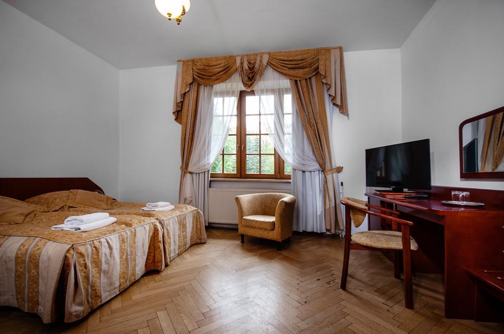 Willa Raj Naleczow Bagian luar foto